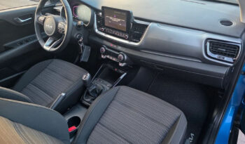 KIA Stonic  | FWD (przód) | Manualna | 101 KM | Niebieski full