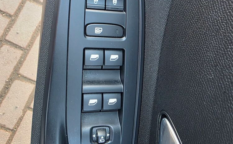 PEUGEOT 308  | FWD (przód) | Manualna | 130 KM | Srebrny full