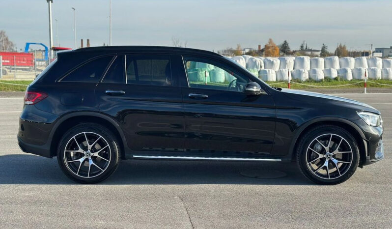MERCEDES-BENZ GLC  | 4×4 (stały) | Automatyczna | 245 KM | Czarny full