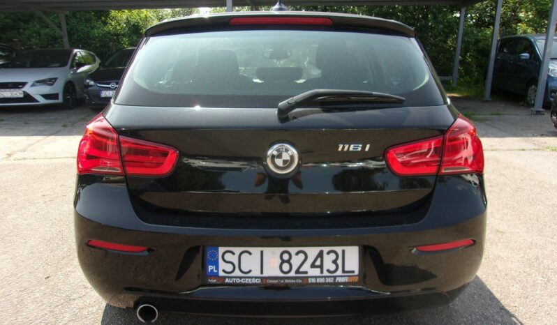 BMW 116 | RWD (tył) | Manualna | 110 KM | Czarny full