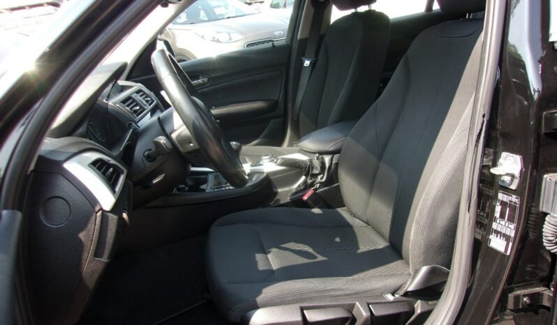 BMW 116 | RWD (tył) | Manualna | 110 KM | Czarny full