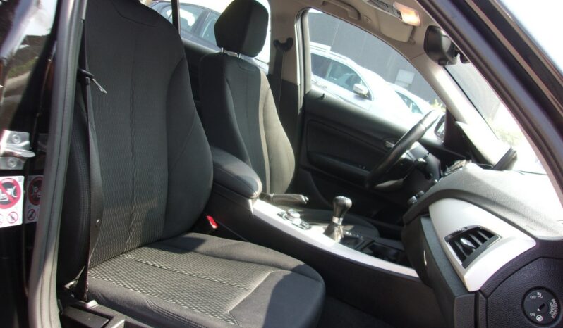 BMW 116 | RWD (tył) | Manualna | 110 KM | Czarny full