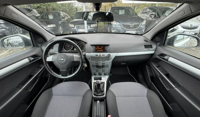 OPEL Astra | FWD (przód) | Manualna | 90 KM | Srebrny full