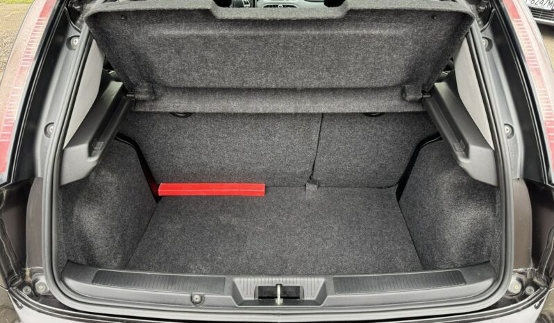 FIAT Punto  | FWD (przód) | Manualna | 70 KM | Czarny full
