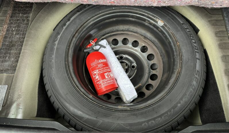 FIAT Punto  | FWD (przód) | Manualna | 70 KM | Czarny full