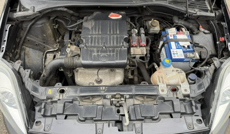 FIAT Punto  | FWD (przód) | Manualna | 70 KM | Czarny full