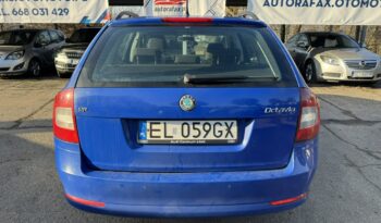 SKODA Octavia  | FWD (przód) | Automatyczna Dwusprzeglowa | 102 KM | Niebieski full
