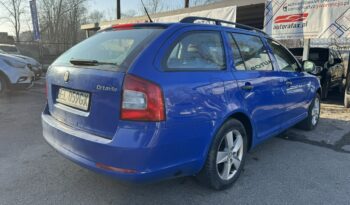 SKODA Octavia  | FWD (przód) | Automatyczna Dwusprzeglowa | 102 KM | Niebieski full