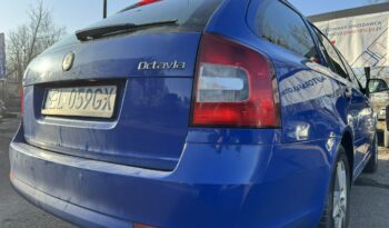 SKODA Octavia  | FWD (przód) | Automatyczna Dwusprzeglowa | 102 KM | Niebieski full