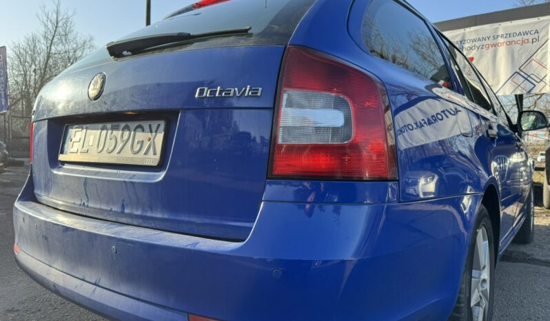 SKODA Octavia  | FWD (przód) | Automatyczna Dwusprzeglowa | 102 KM | Niebieski full