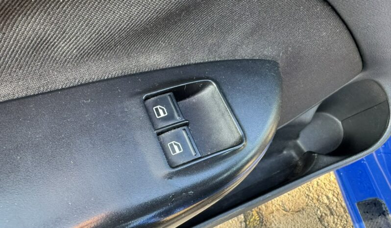 SKODA Octavia  | FWD (przód) | Automatyczna Dwusprzeglowa | 102 KM | Niebieski full