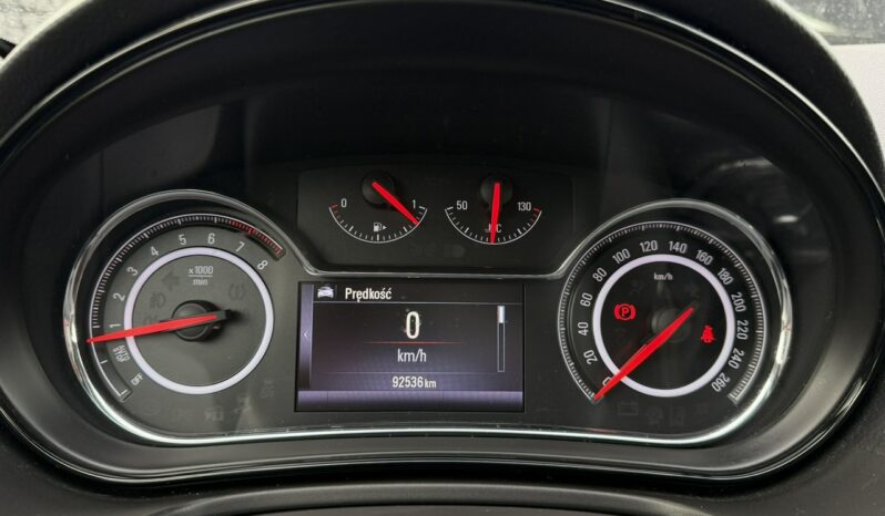 OPEL Insignia  | FWD (przód) | Manualna | 140 KM | niebieski jasny full