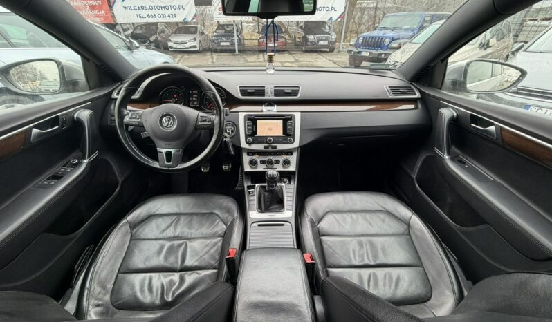 VOLKSWAGEN Passat Alltrack | 4×4 Automatyczny | Manualna | 140 KM | Szary full