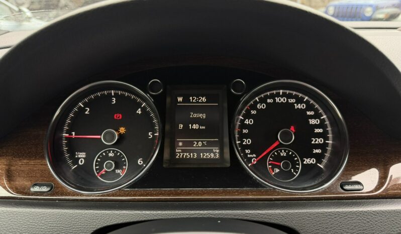 VOLKSWAGEN Passat Alltrack | 4×4 Automatyczny | Manualna | 140 KM | Szary full