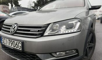 VOLKSWAGEN Passat Alltrack | 4×4 Automatyczny | Manualna | 140 KM | Szary full