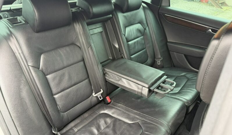 VOLKSWAGEN Passat Alltrack | 4×4 Automatyczny | Manualna | 140 KM | Szary full