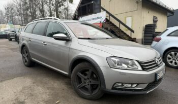 VOLKSWAGEN Passat Alltrack | 4×4 Automatyczny | Manualna | 140 KM | Szary full