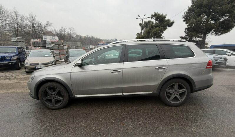 VOLKSWAGEN Passat Alltrack | 4×4 Automatyczny | Manualna | 140 KM | Szary full