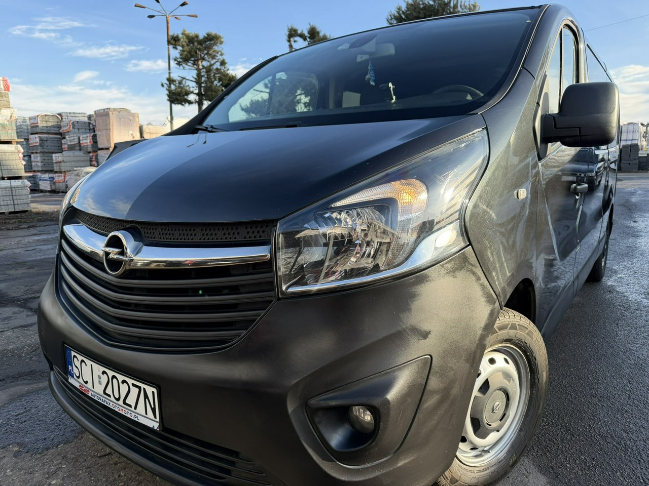 Opel Vivaro | Fwd (Przód) | Manualna | 125 Km | Czarny
