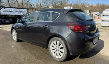 OPEL Astra | FWD (przód) | Manualna | 125 KM | Czarny full