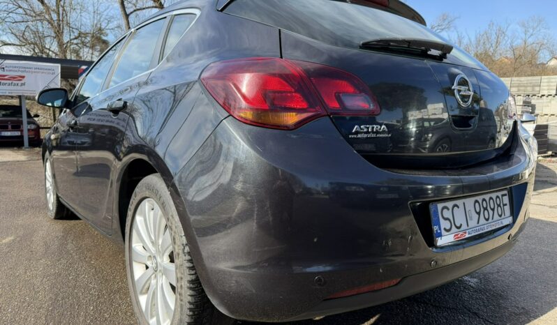 OPEL Astra | FWD (przód) | Manualna | 125 KM | Czarny full