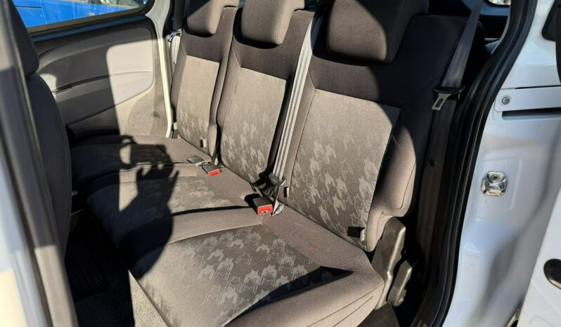 OPEL Combo | FWD (przód) | Manualna | 120 KM | bialy full