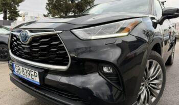 TOYOTA Highlander | 4×4 Automatyczny | Automatyczna | 248 KM | Czarny full