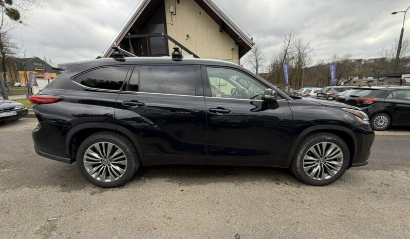TOYOTA Highlander | 4×4 Automatyczny | Automatyczna | 248 KM | Czarny full