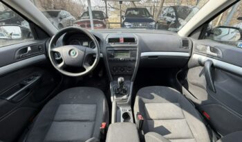 SKODA Octavia  | FWD (przód) | Manualna | 102 KM | Czarny full