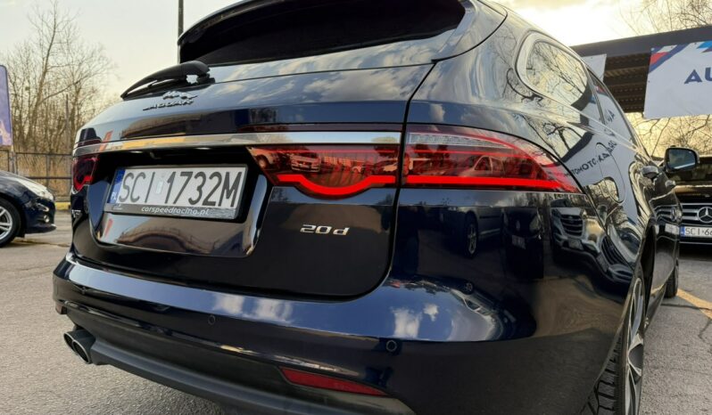 Jaguar XF | RWD (tył) | Automatyczna | 180 KM | granatowy full