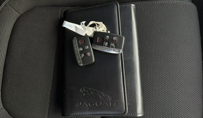 Jaguar XF | RWD (tył) | Automatyczna | 180 KM | granatowy full