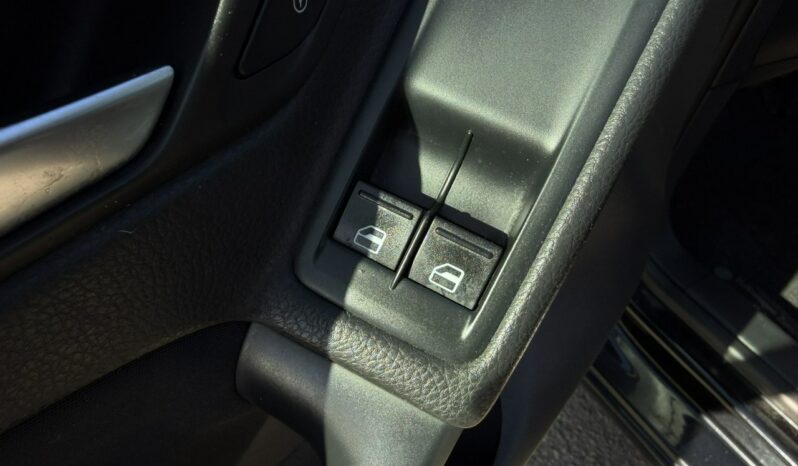 VOLKSWAGEN Golf  | FWD (przód) | Manualna | 102 KM | Czarny full