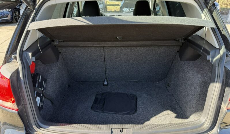 VOLKSWAGEN Golf  | FWD (przód) | Manualna | 102 KM | Czarny full