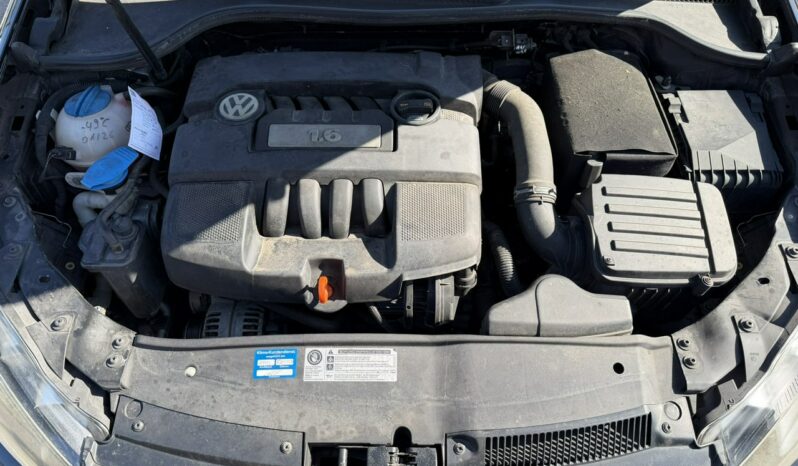 VOLKSWAGEN Golf  | FWD (przód) | Manualna | 102 KM | Czarny full