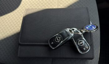 OPEL Mokka X | FWD (przód) | Manualna | 140 KM | Srebrny full