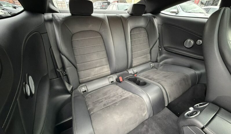 Mercedes C 200 | 4×4 Automatyczny | Automatyczna | 184 KM | Czarny full