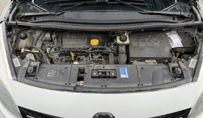 RENAULT Scenic  | FWD (przód) | Manualna | 130 KM | bialy full