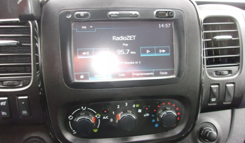 OPEL Vivaro | FWD (przód) | Manualna | 125 KM | bialy full