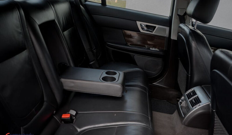 Jaguar XF | RWD (tył) | Automatyczna | 190 KM | Szary full