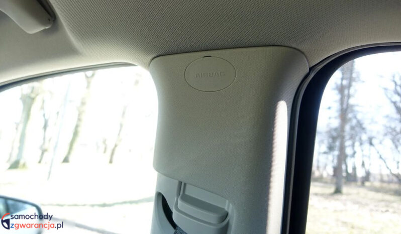 OPEL Mokka  | 4×4 (doł. automatycznie) | Manualna | 140 KM | Srebrny full