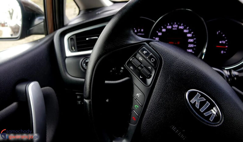 KIA Ceed  | FWD (przód) | Manualna | 135 KM | Brązowy full