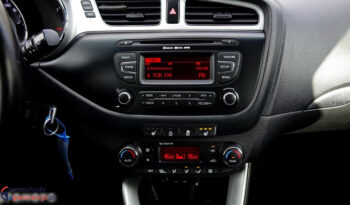 KIA Ceed  | FWD (przód) | Manualna | 135 KM | Brązowy full