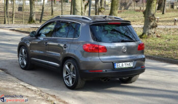 VOLKSWAGEN Tiguan  | 4×4 (doł. automatycznie) | Manualna | 140 KM | Szary full