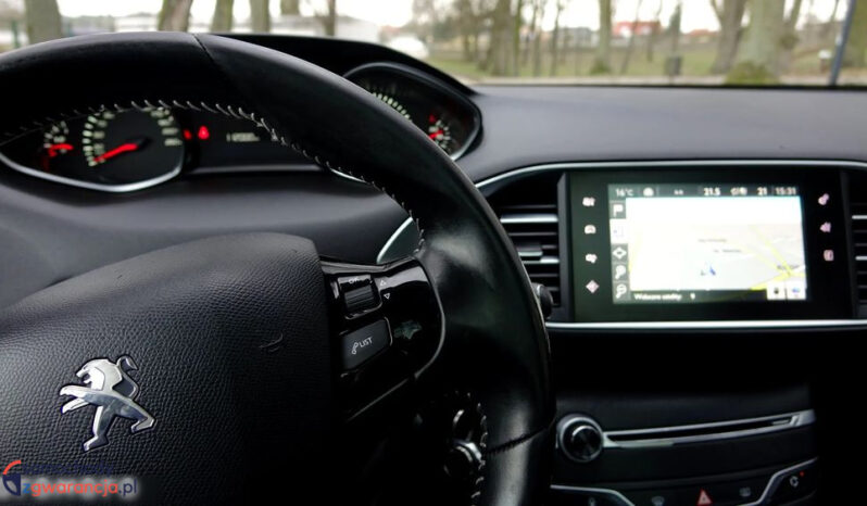 PEUGEOT 308  | FWD (przód) | Manualna | 130 KM | Biały full