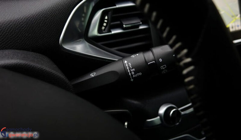 PEUGEOT 308  | FWD (przód) | Manualna | 130 KM | Biały full