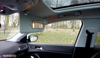 PEUGEOT 308  | FWD (przód) | Manualna | 130 KM | Biały full