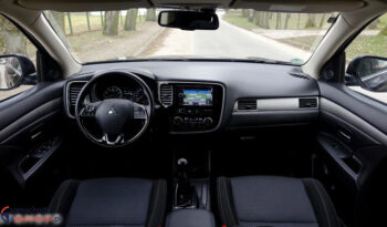 MITSUBISHI Outlander  | FWD (przód) | Manualna | 150 KM | Czarny full