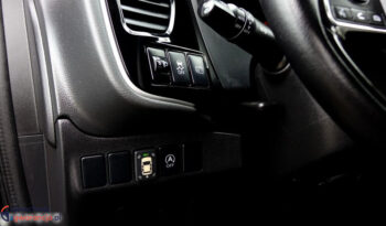 MITSUBISHI Outlander  | FWD (przód) | Manualna | 150 KM | Czarny full