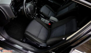 MITSUBISHI Outlander  | FWD (przód) | Manualna | 150 KM | Czarny full