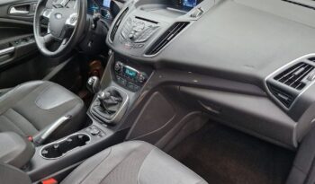 FORD Kuga  | 4×4 (stały) | Manualna | 140 KM | Biały full